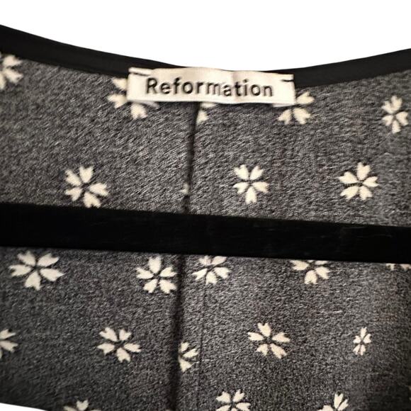 Reformation Nell Top V-neck Floral Black Sz 20 Plus Button Front Blouse - Picture 5 of 8